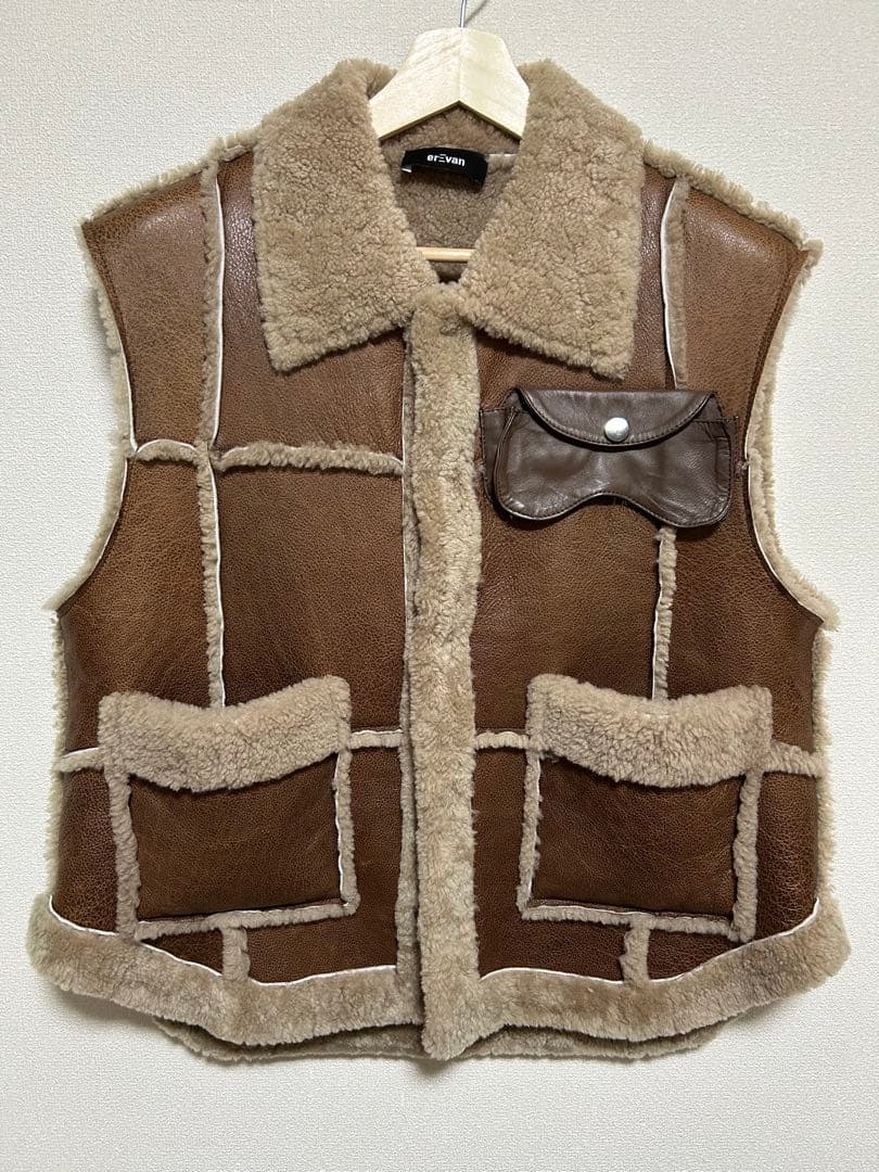 EREVAN/エレヴァン　VESTE FUJI：ムートンベスト　レショップ