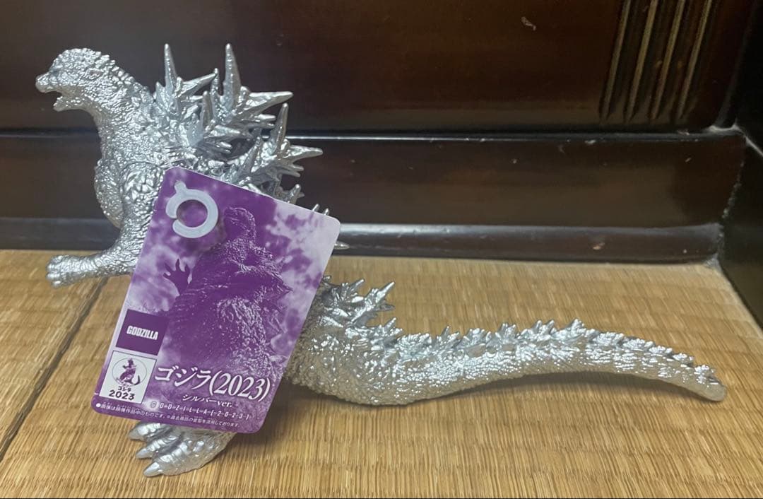 現品限り　ゴジラ 2023 シルバーver. ムービーモンスター　ゴジラ・ストア アメリカ限定】ムービーモンスターシリーズ ゴジラ 2023 シルバーver.