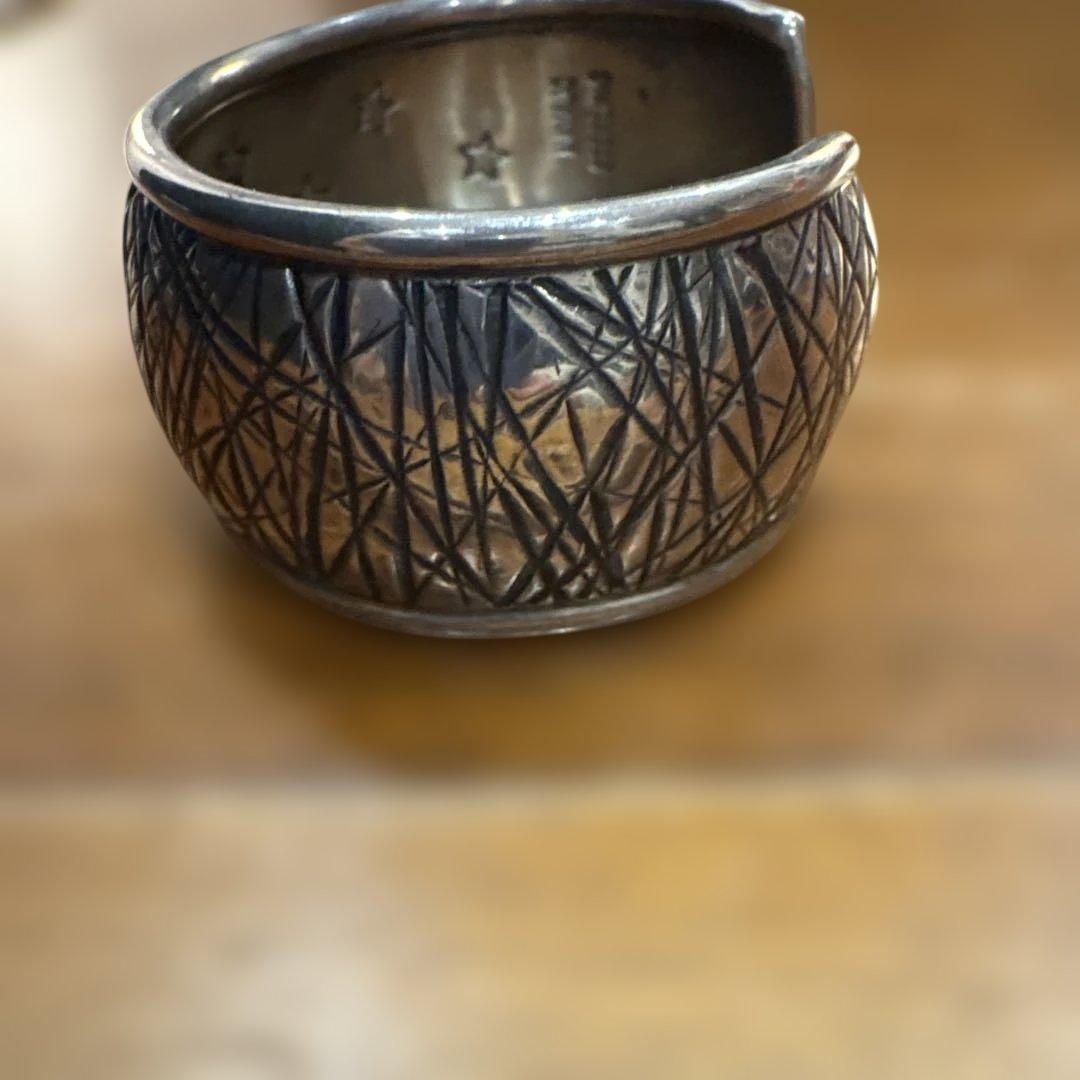 コディサンダーソン Cat scratch バングル