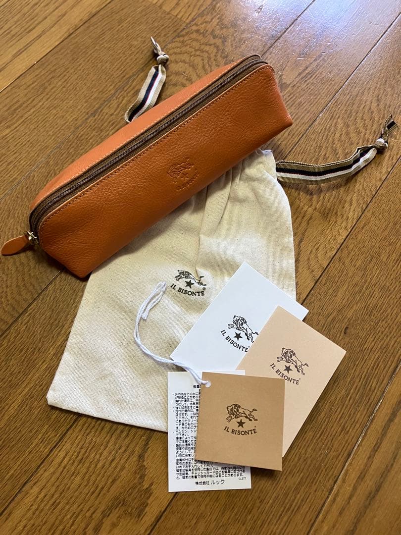 【新品未使用】IL BISONTE オレンジ レザー ペンケース IL BISONTE（イルビゾンテ） ペンケース レザーペンケース 4本差し