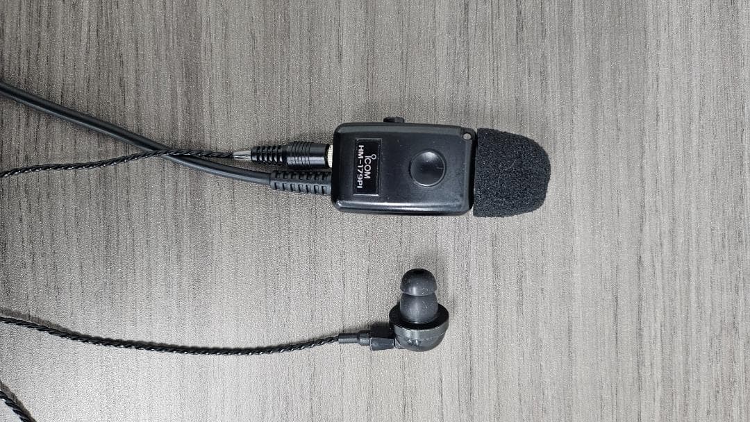 アイコム IC-4300 トランシーバー5個／ 二口タイプ充電器3個セット