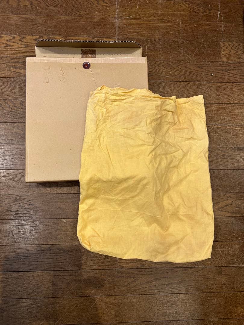 田中忠雄　作　ガラス絵　キリスト教美術　幼な子をかこむマリアとアンナ