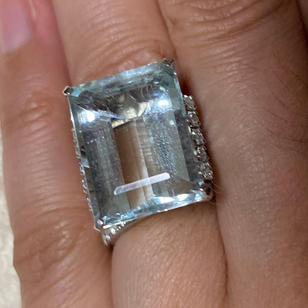 大粒アクアマリン13.88 ダイヤ0.31 プラチナ900リング　超お買い得