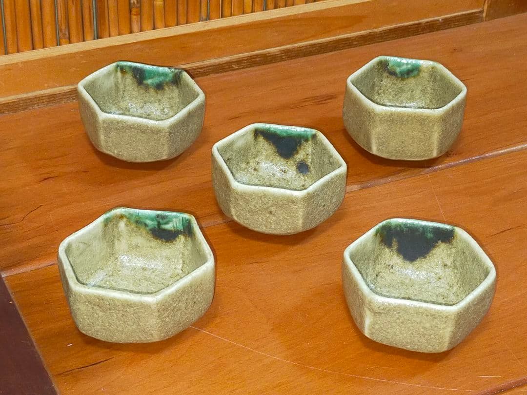 ♥黄瀬戸　六角盃　５個セット　桐箱付き　ぐい呑み　ぐい飲み　骨董　古玩
