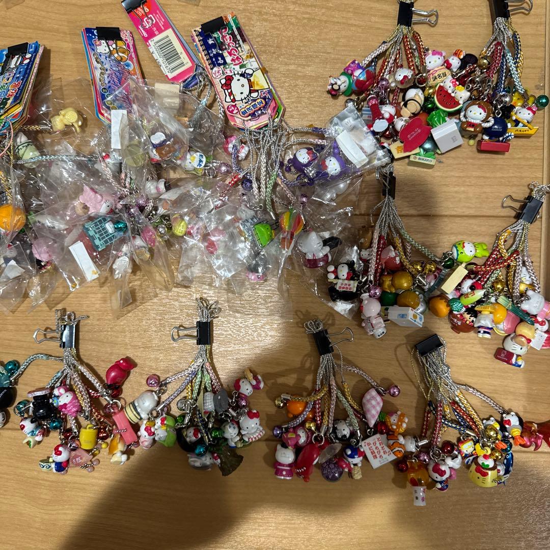 ご当地キティ　約400個