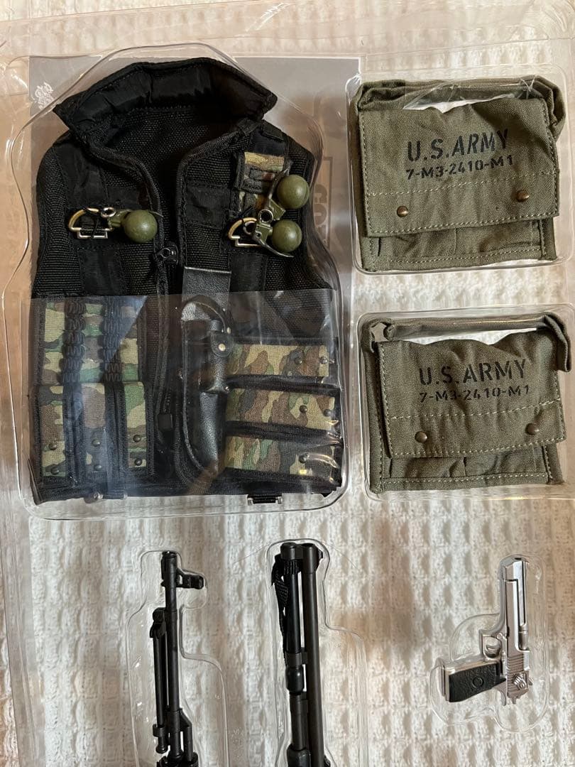 ホットトイズ　ムービーマスターピース　コマンドー1/6 ジョンメイトリックス