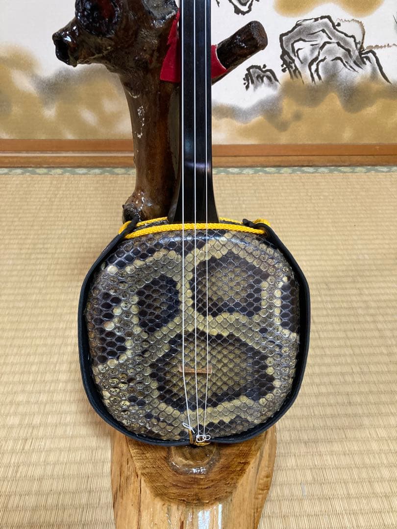 沖縄三線 クルチ(黒木) 江戸ユナー！与那城型 本皮本張り