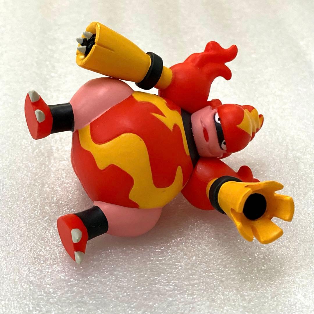 レア コレクタブルフィギュア ポケモン ブーバーン フィギュア 2010年