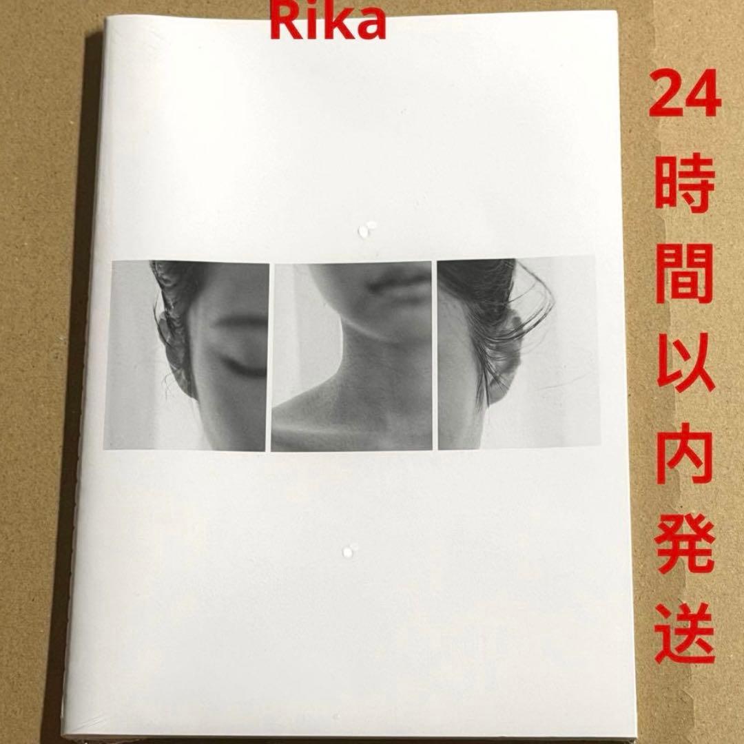 JENNIE J2NNI5 写真展 ジェニ 写真集 フォトブック 特典付き J2NNI5