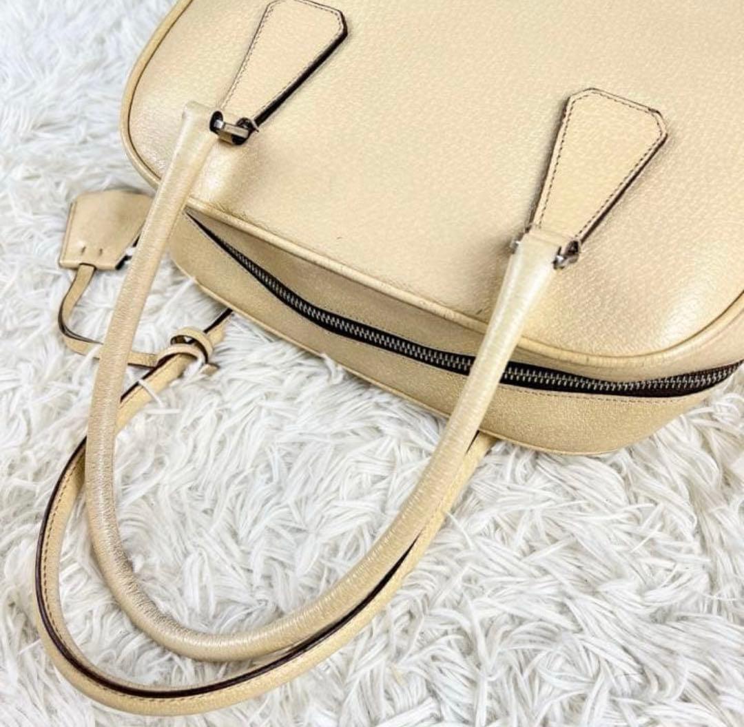 PRADA ベージュ ハンドバッグ