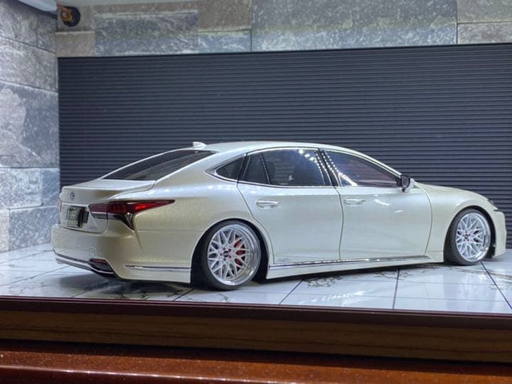 1/18AUTOart LEXUSオートアート LS500h カスタム仕様