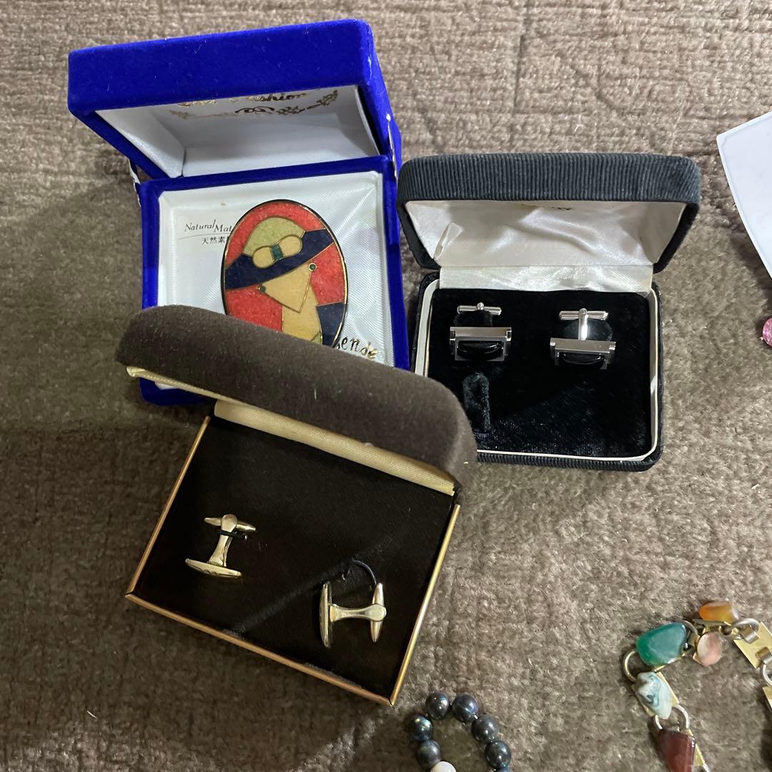 た*し様 古いアクセサリー まとめて 2.68kg イミテーション 指輪 ネック