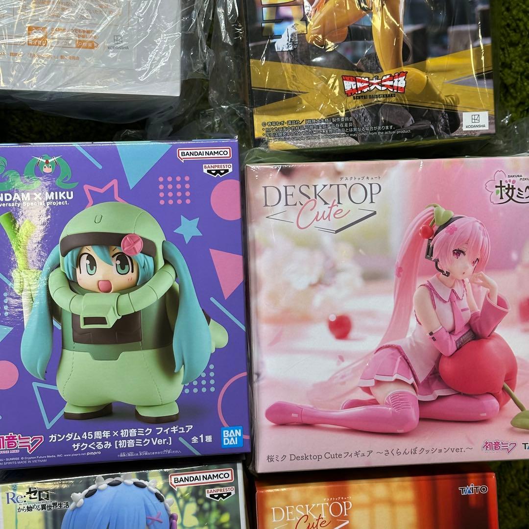 レム　初音ミク　金色の闇　まとめ売り　セット売り　プライズ　フィギュア　11個