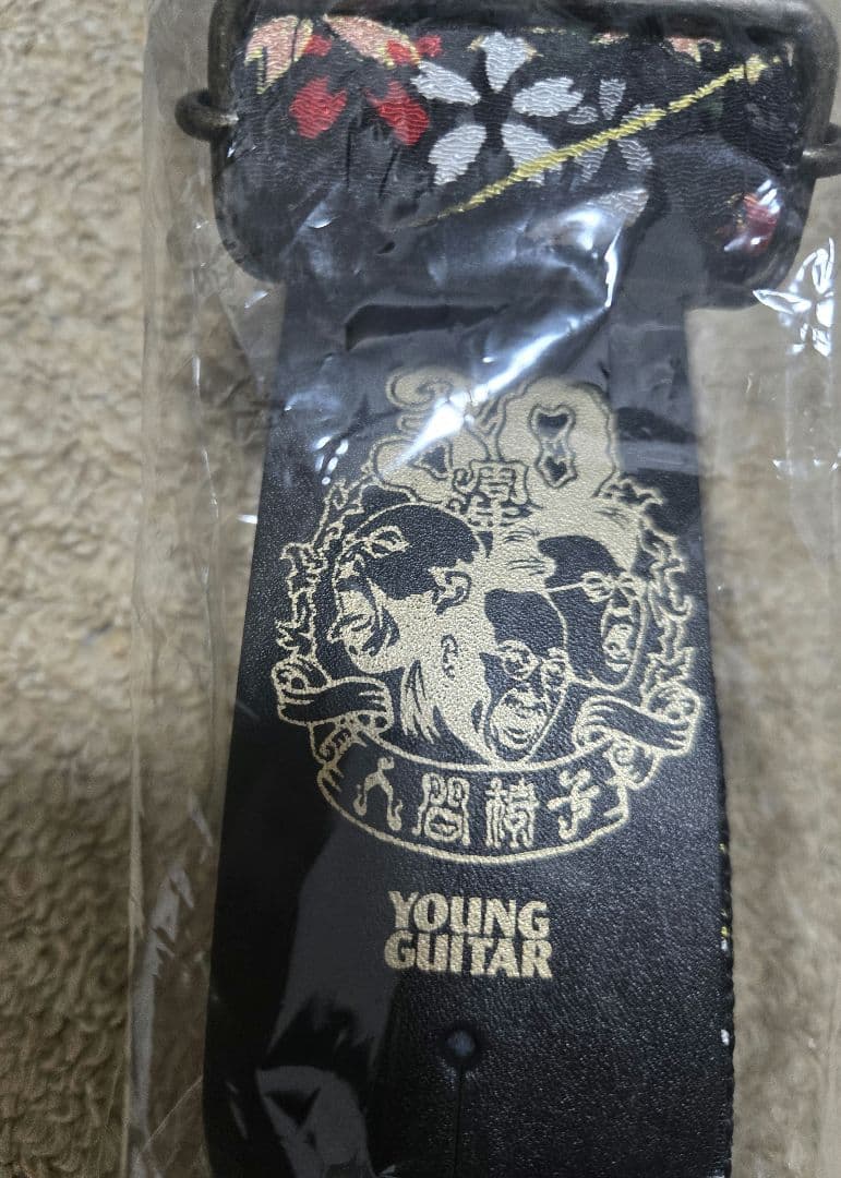 YOUNG GUITAR 人間椅子 30周年記念ギターストラップ YOUNG GUITAR 人間