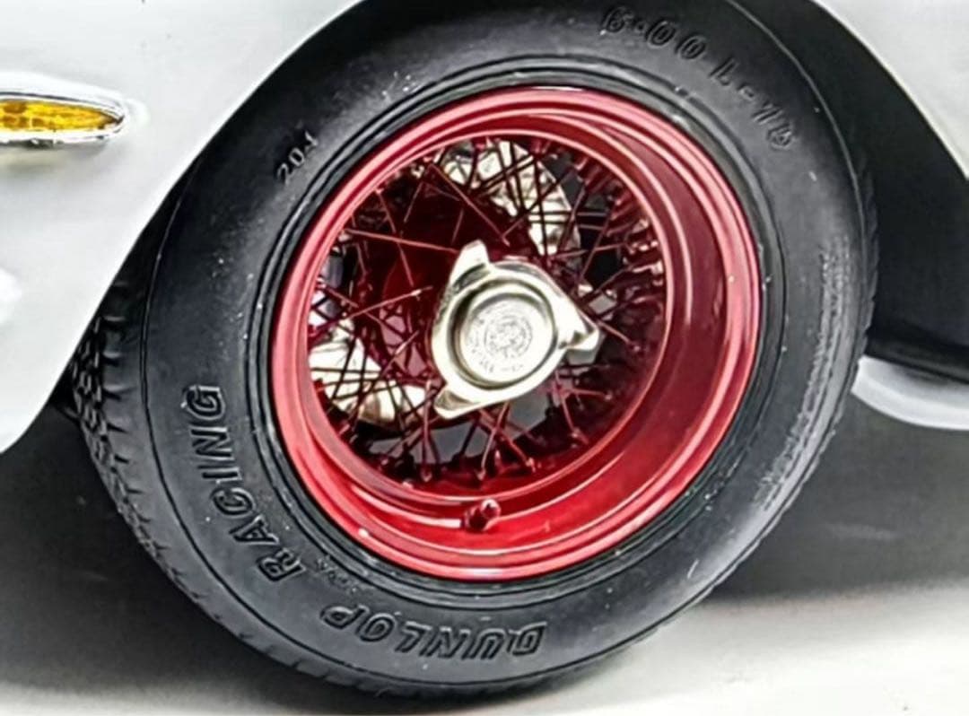 新品 未使用 CMC 1/18 フェラーリ 250 GTO 30周年ミニカー