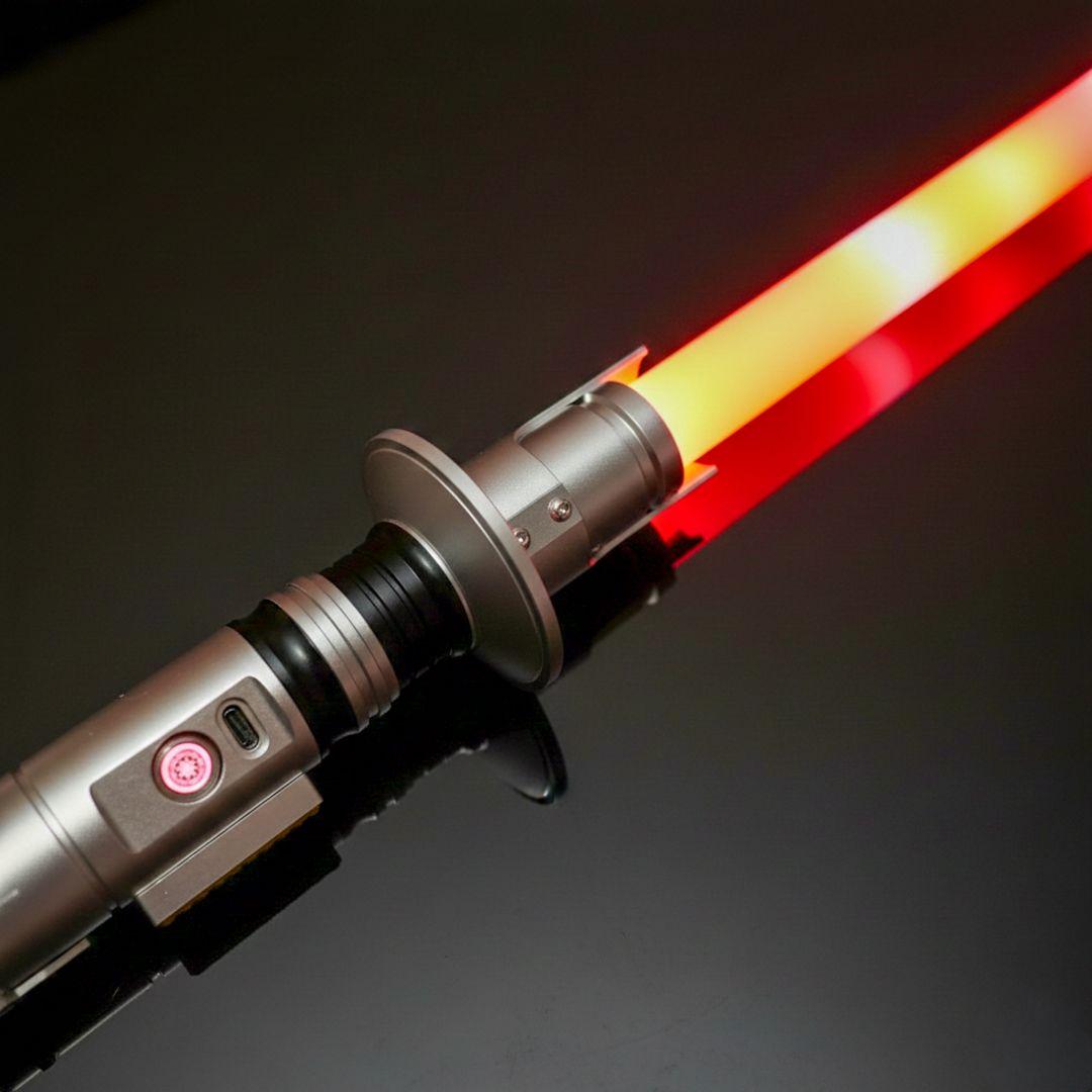 カスタムライトセーバー　新品　エズラ・ブリッジャー　ネオピクセル　スターウォーズ