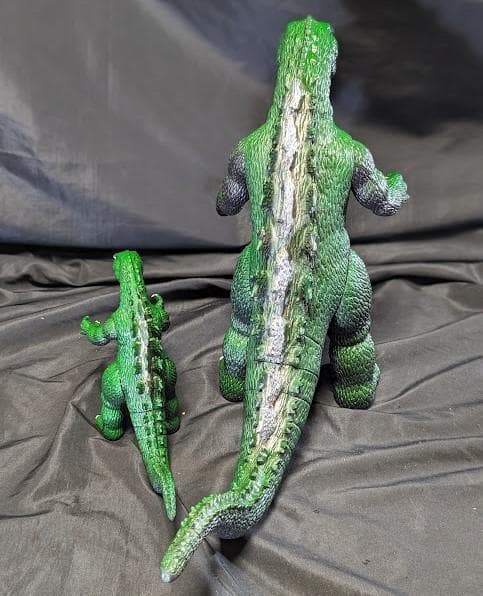 ゴジラ（インペリアル社）ゴム製フィギュア大小２体セット