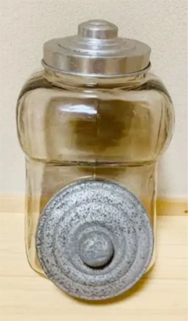 駄菓子瓶◇菓子瓶◇昭和レトロ◇アルミ蓋◇ゆらゆらガラス