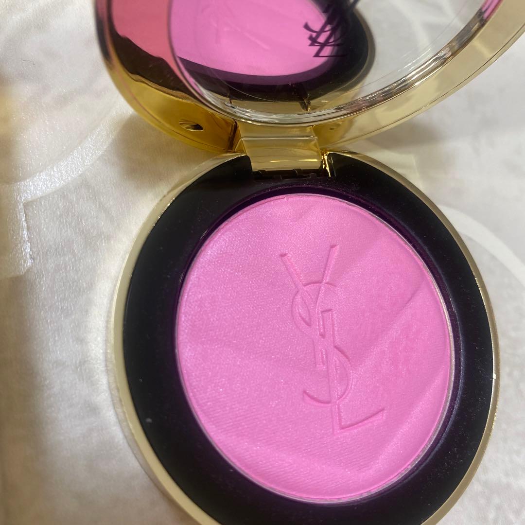 イヴサンローラン　メイクミーブラッシュ　42チーク