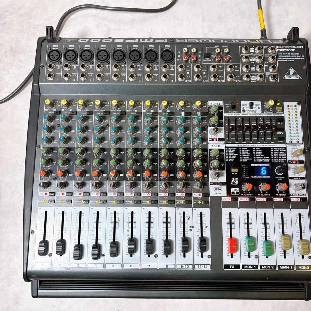 【稼働品】BEHRINGER PMP3000 16chパワードミキサー