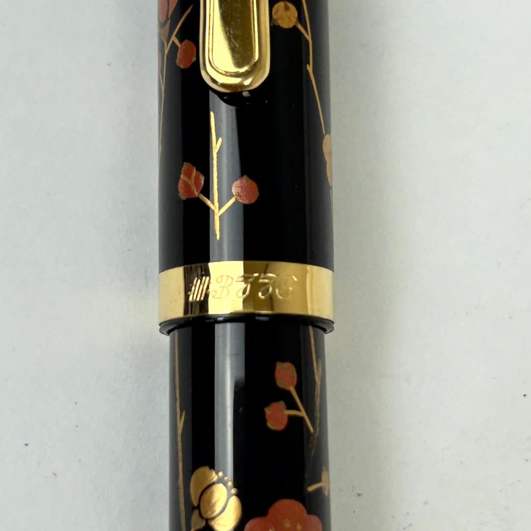 PLATINUM プラチナ 万年筆 #3776 蒔絵 香苑 梅 黒 14K 中字
