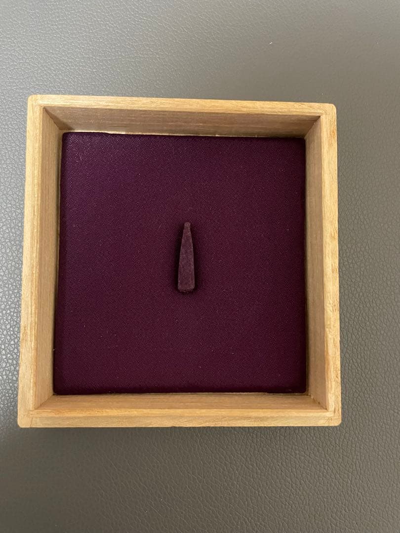 24時間以内発送★まとめ買い割引あり★鍔　刀の鍔 鉄製 刀装具 金　透かし