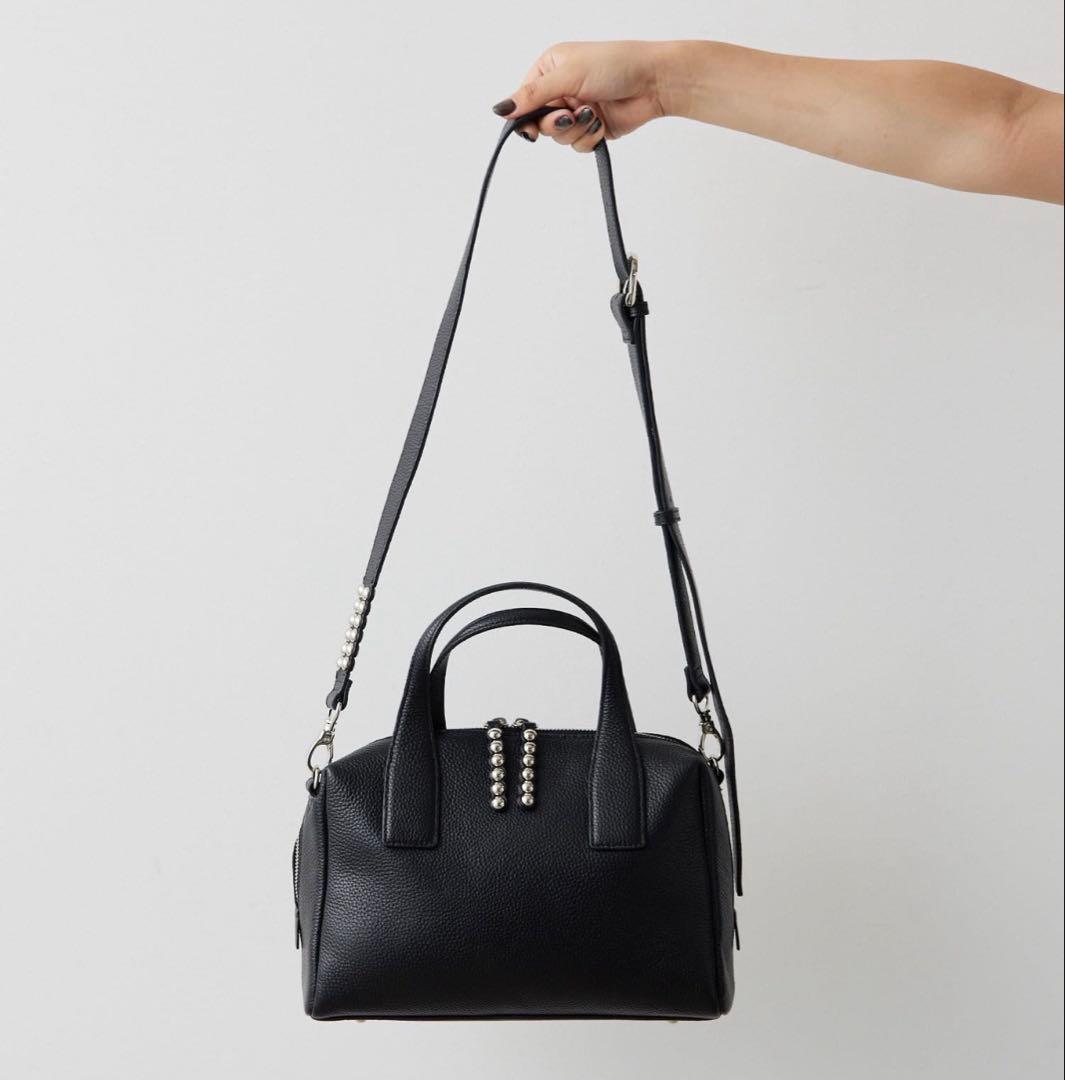 イアパピヨネ ear PAPILLONNER スタッズボストンバッグ ブラック