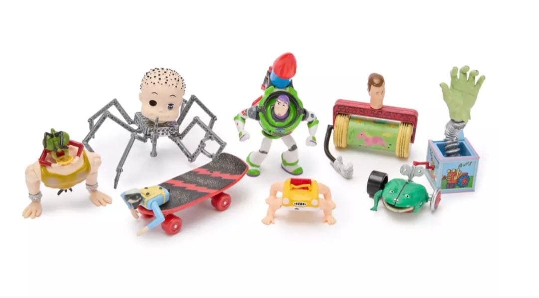 トイストーリー 30周年 Sid's Roomシドのおもちゃ フィギュアセット