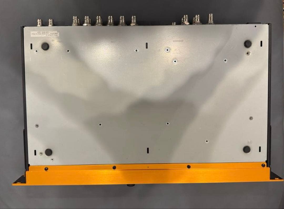 TASCAM CG-1800 マスタークロックジェネレーター