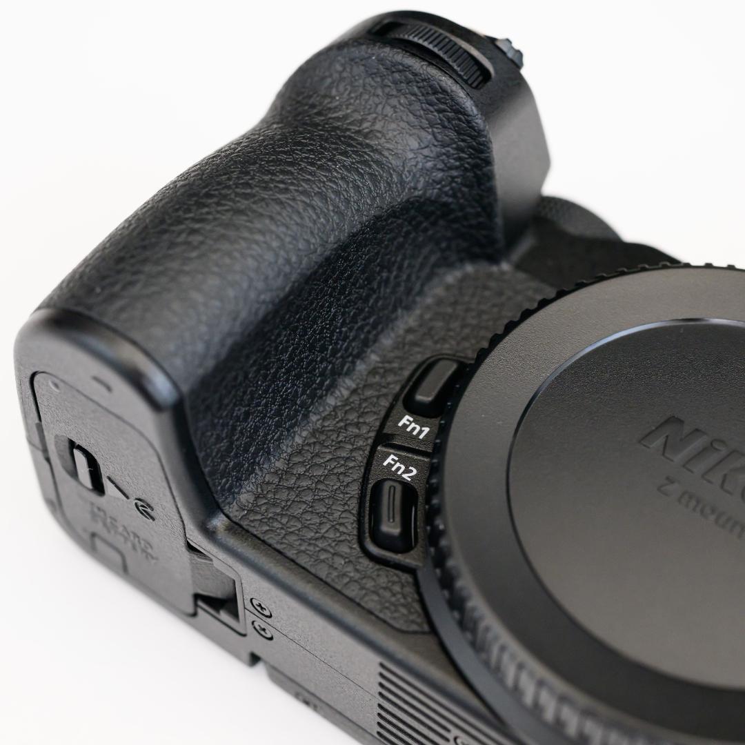 超美品・保証期間内】Nikon ニコン Z 30 ボディ