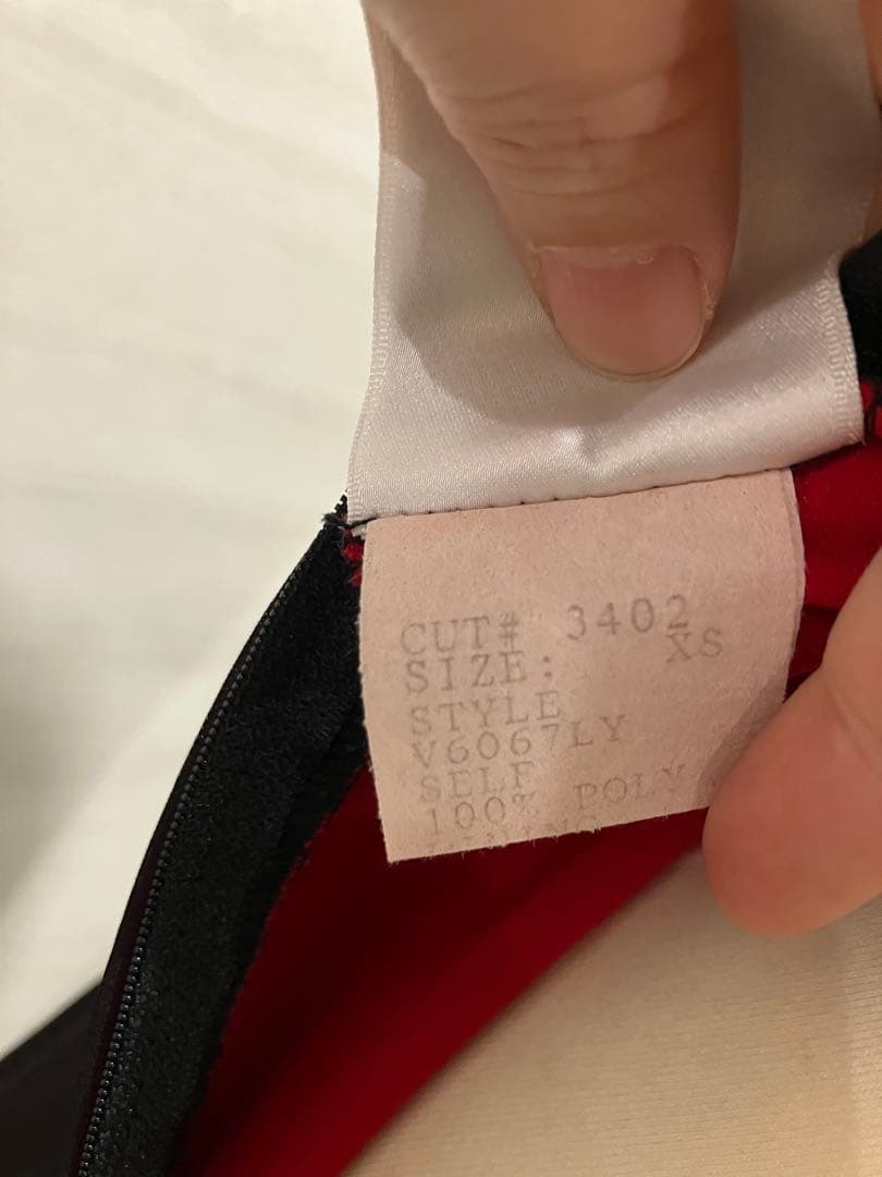 ぽん様【TADASHI SHOJI】赤×黒 花しストレッチ ロングドレス