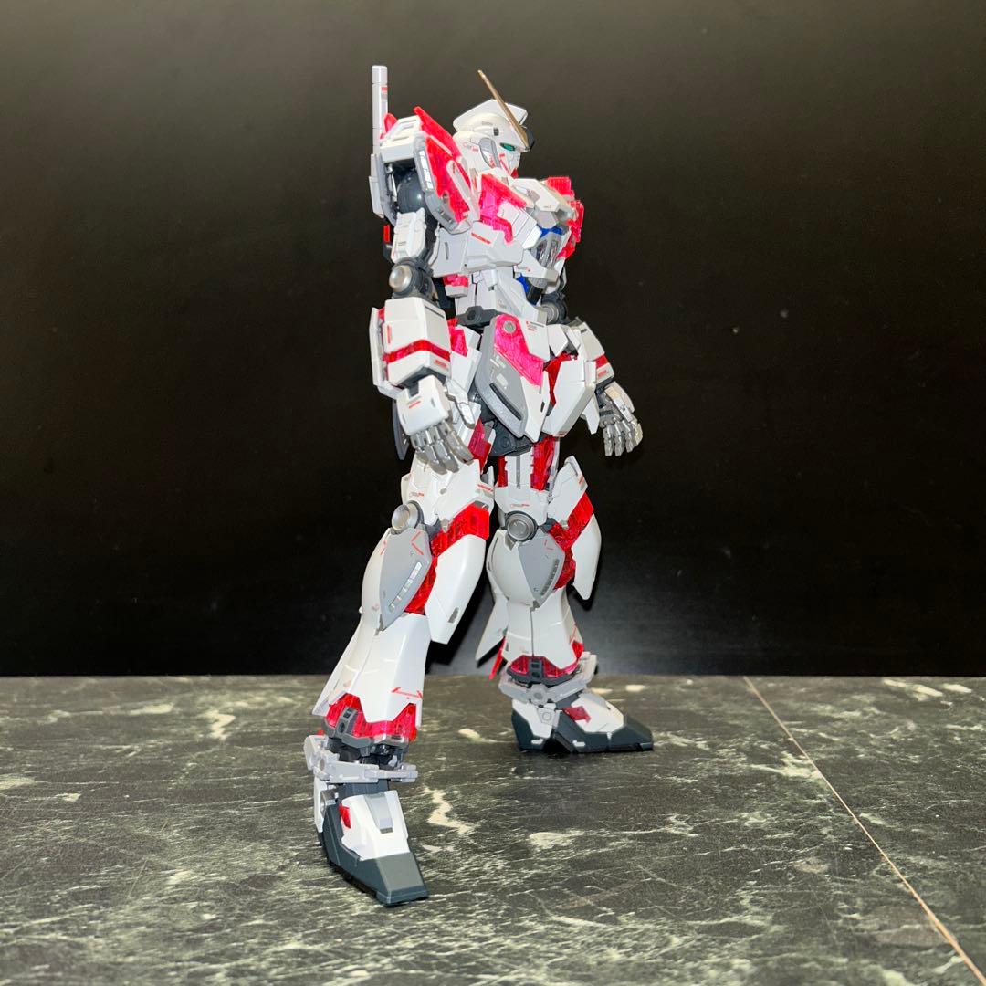 ガンプラ完成品　MGナラティブガンダムver.ka プラモデル完成品