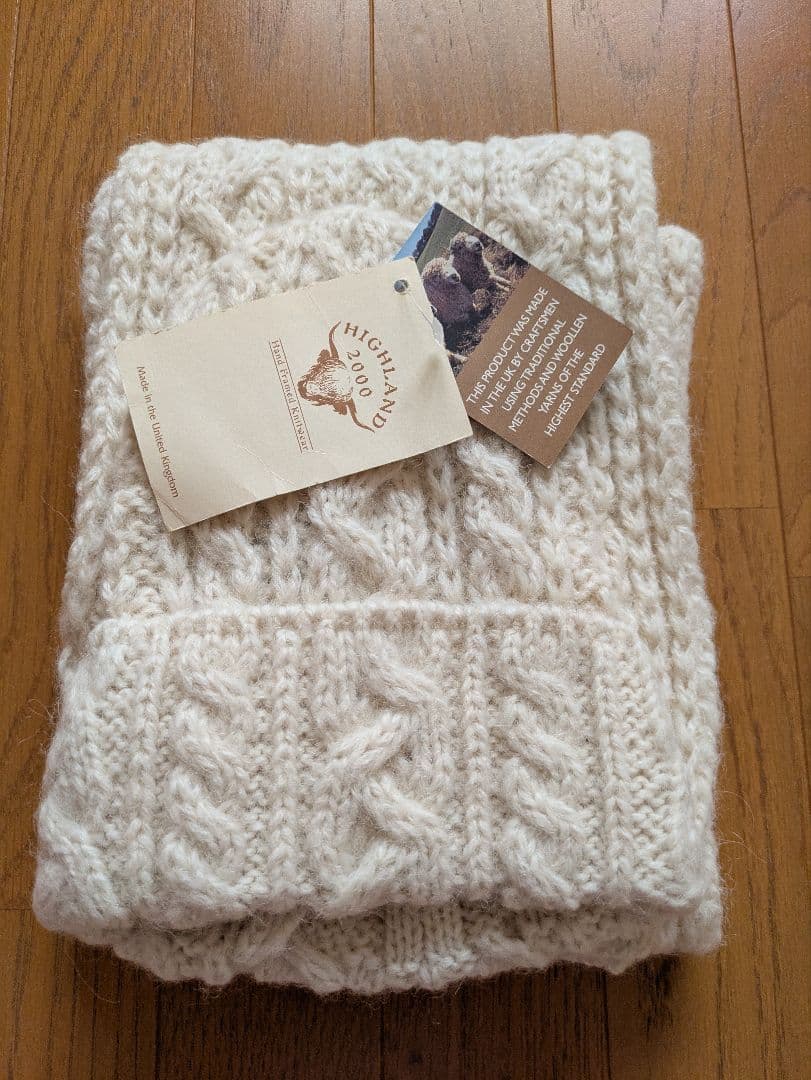ハイランド2000☆アルパカ混アラン編みニット帽＆マフラーセット未使用
