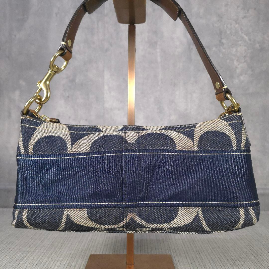 希少柄　コーチ　ソーホー　アクセサリーポーチ　ショルダーバッグ　シグネチャー