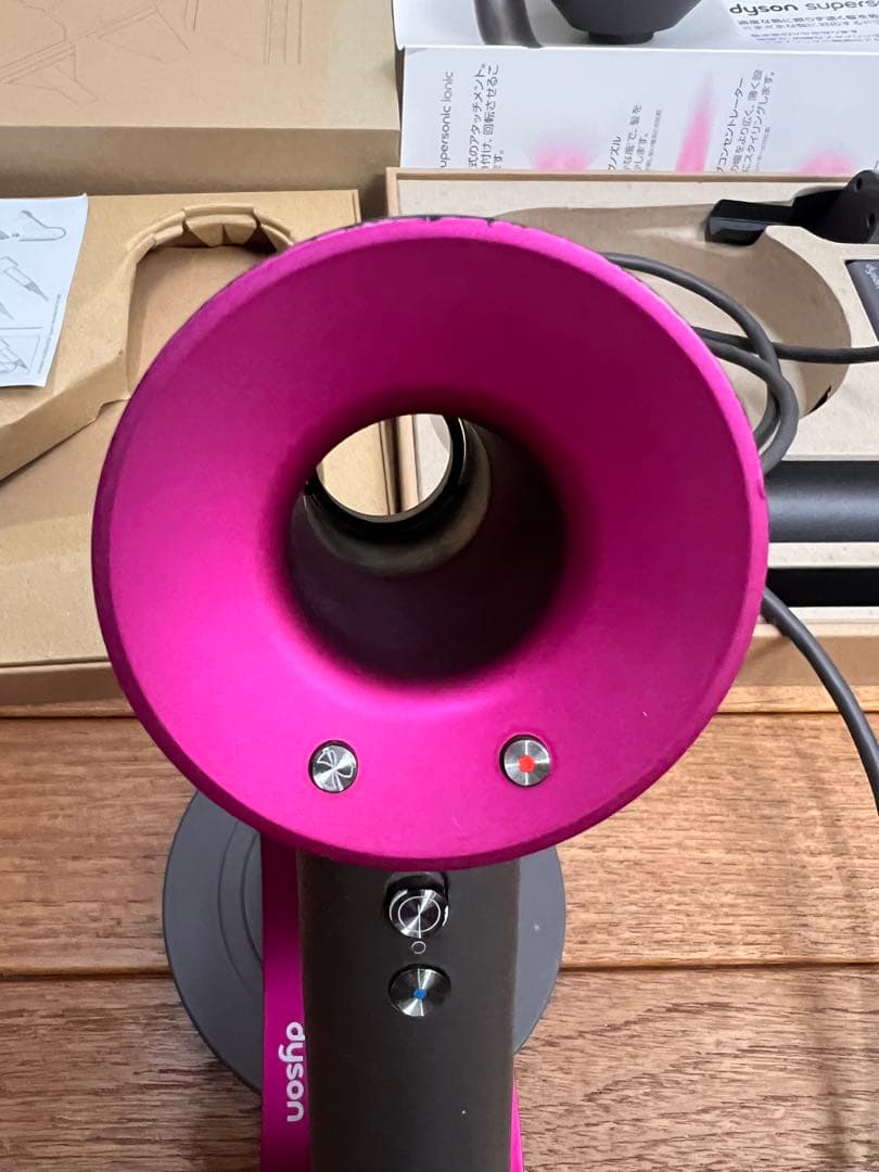 Dyson ヘアドライヤー＆スタンド等セット