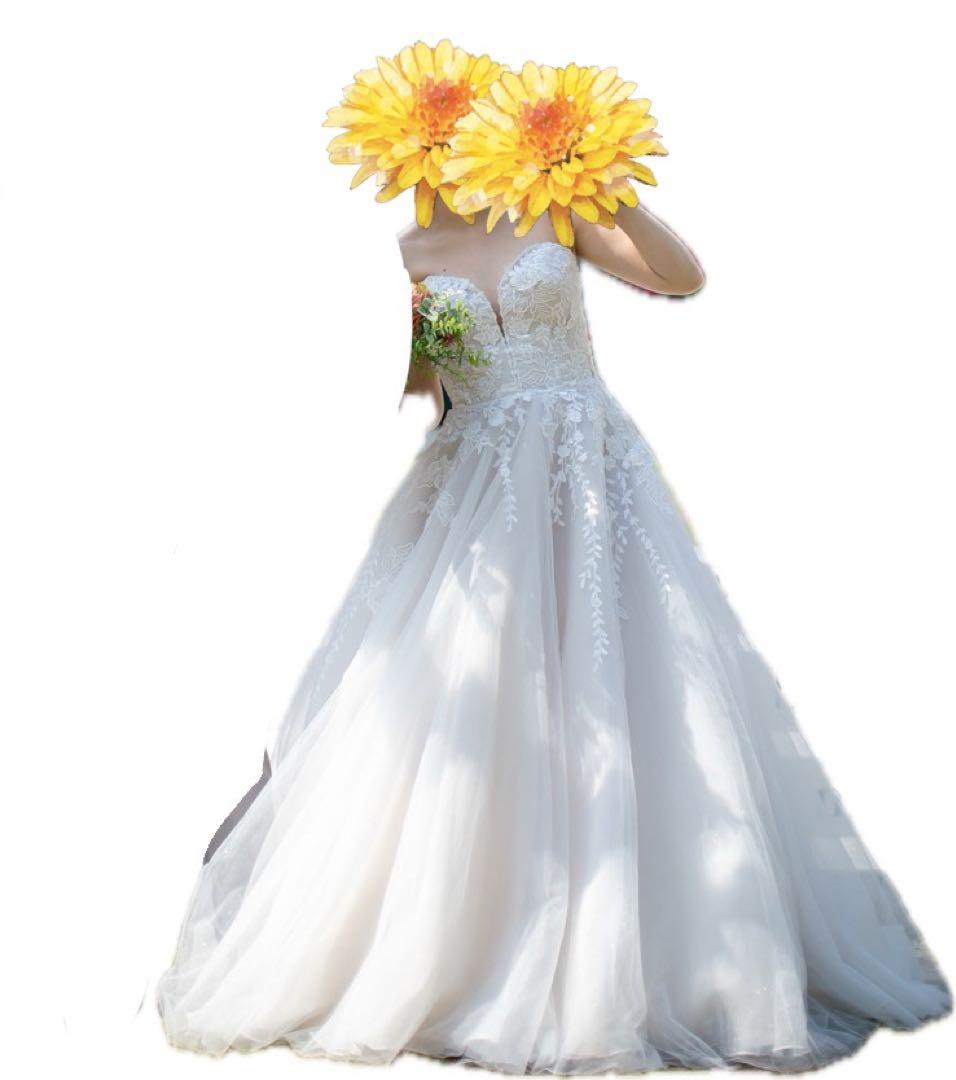 7号　プロノビアス ウェディングドレス