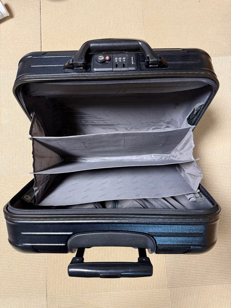 RIMOWA SALSAキャリーキース