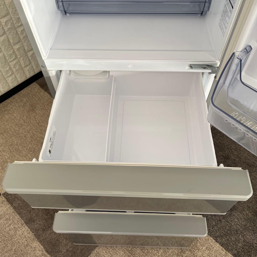 東京23区配送無料✨冷蔵庫　アクア　4ドア　ファミリーサイズ　355L 美品