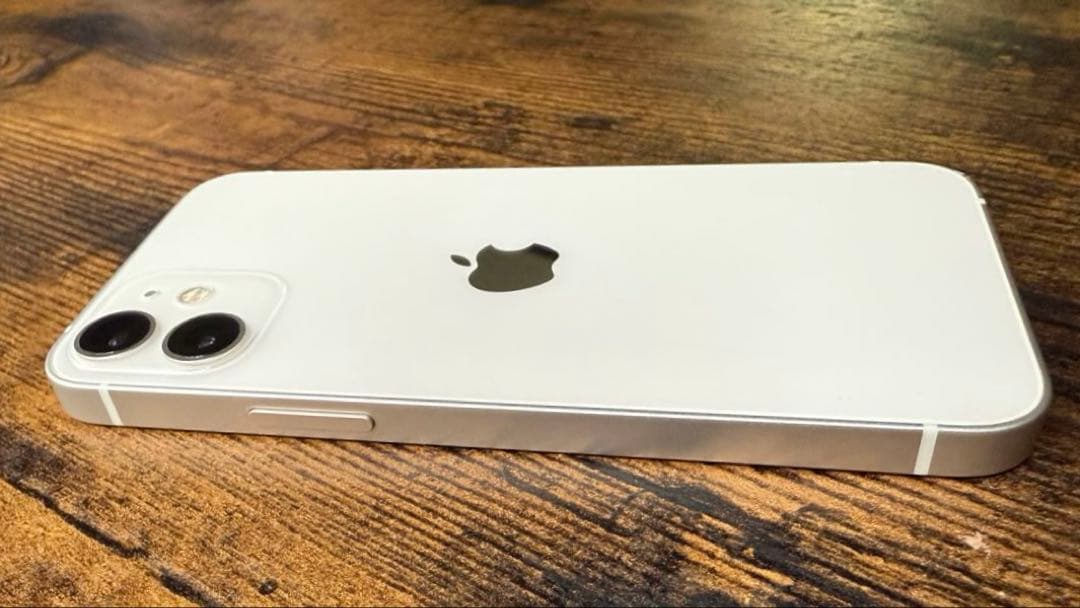 極美品】 iPhone12 本体 64GB SIMフリー ホワイト アイフォン 極美品