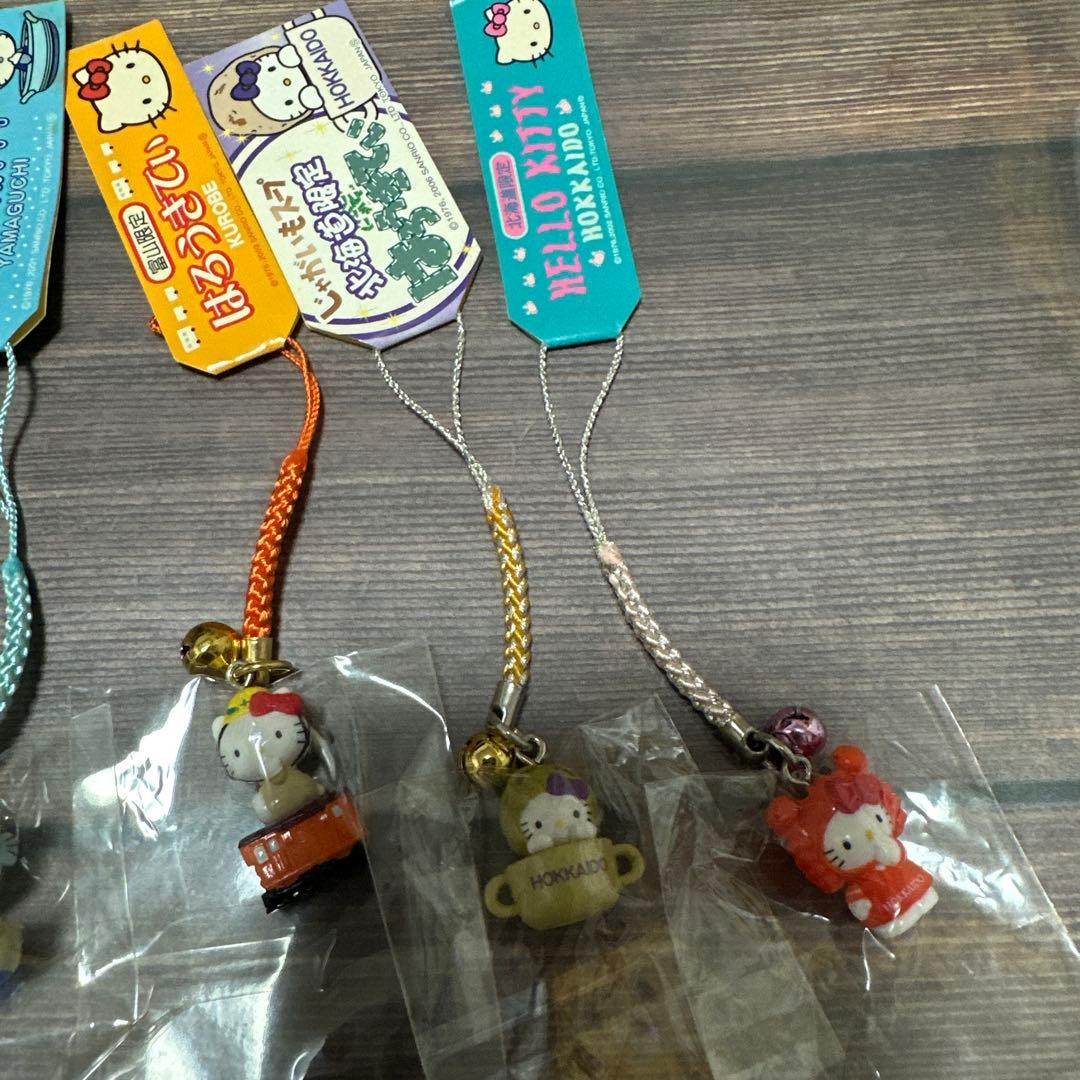 ご当地キティ ストラップ8個セット