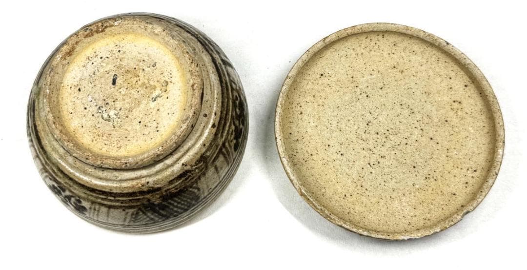 明時代 宋胡録 スンコロク ヤンポー 香合 タイ 歴史有る年代物 WWTT116