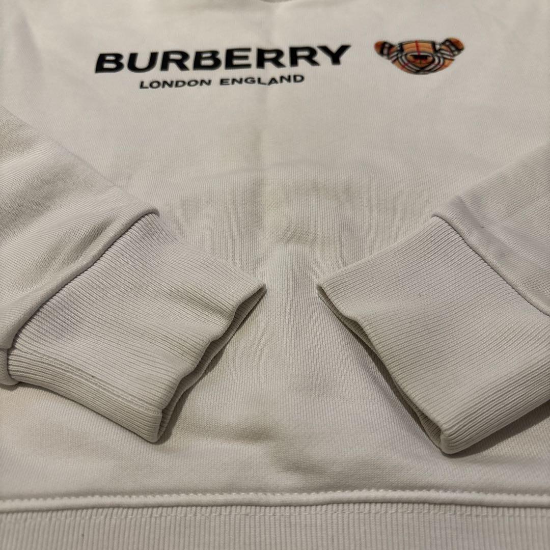 バーバリー　トレーナー　8Y
