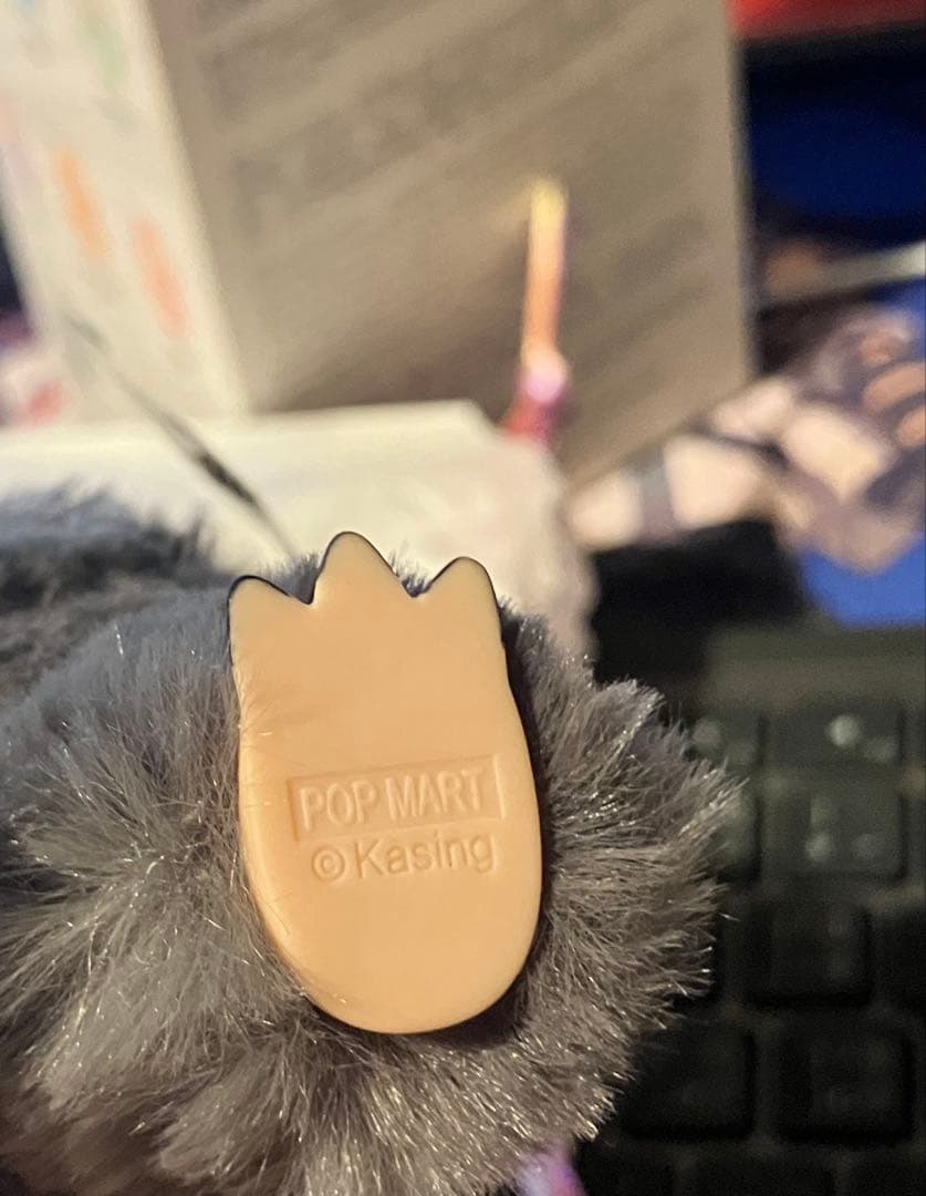 ラブブ　エナジー　シークレットLabubu Big into Energy