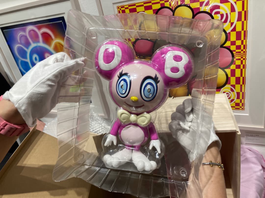 村上隆 DOB-kun Fuchsia Pink 50体限定桐箱入りエディション - メルカリ