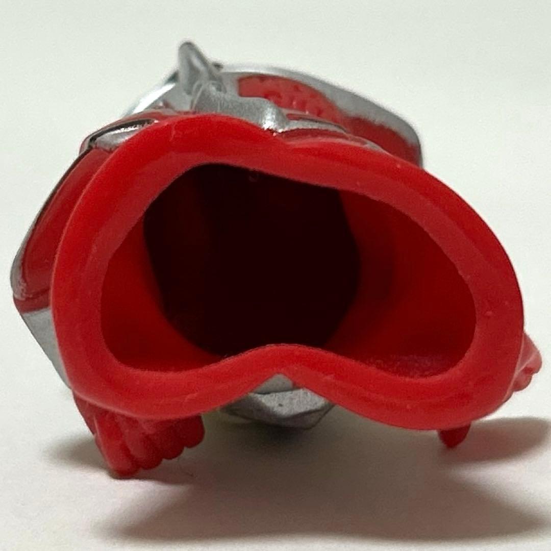 希少 レアポーズ 円谷 指人形 ウルトラマンメビウス インフィニティー