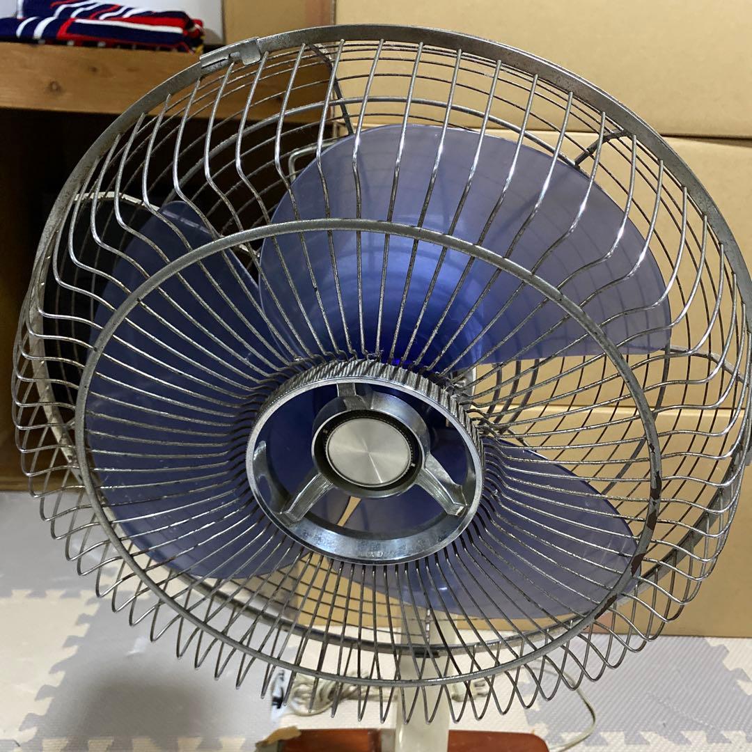 引取歓迎　HITACHI 日立 H-727 昭和レトロ 扇風機 現状品