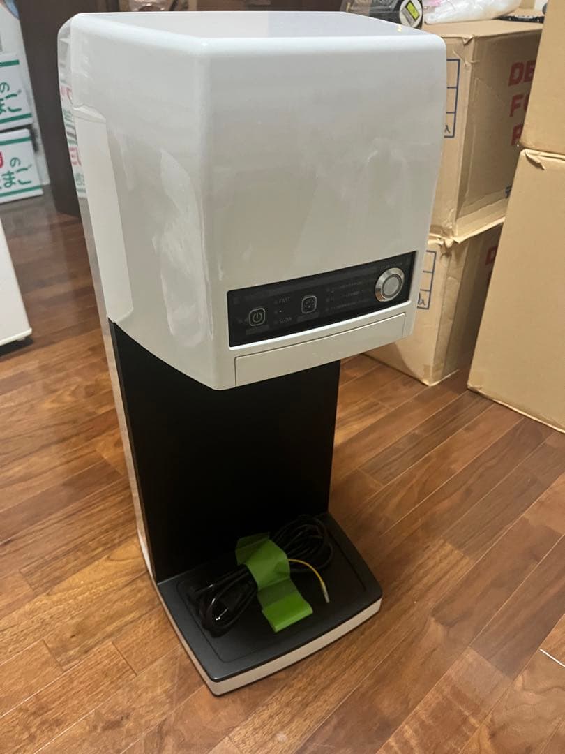 【美品】SANDEN スジャータ ソフトクリーム 極上美品】ソフトクリームメーカー スジャータシルクアイスCIM-20A