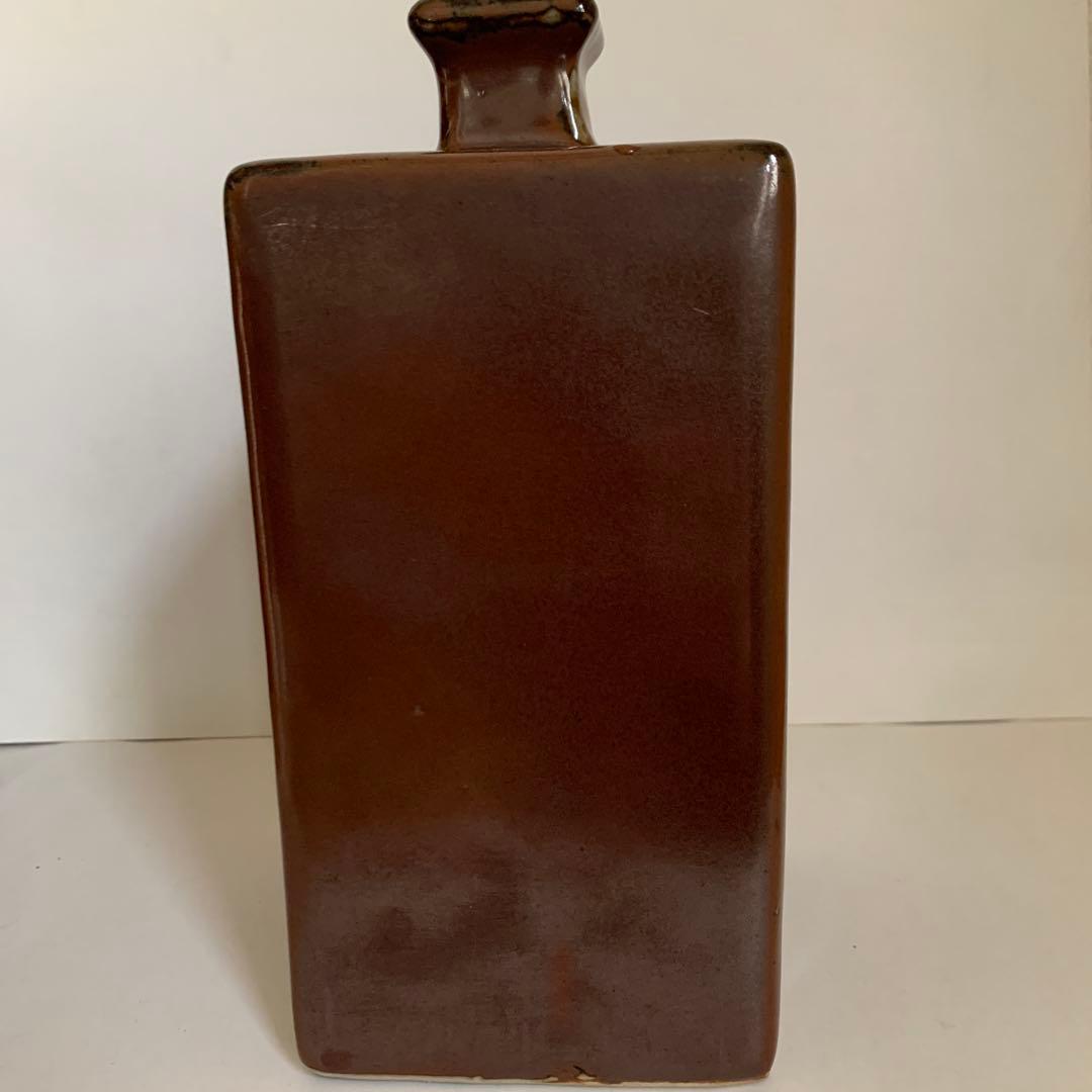 益子焼　名工　木村一郎 作　柿釉草花文様　壺　（角）