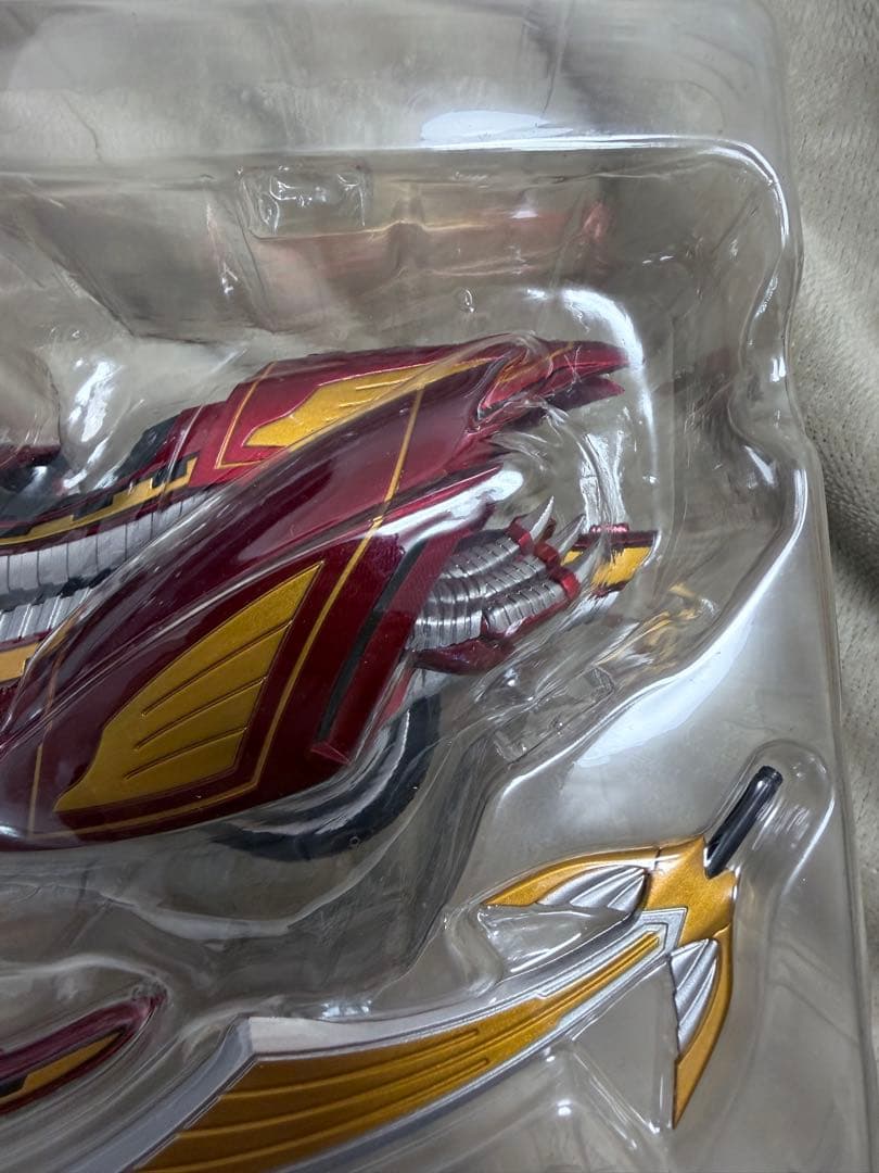 S.H.Figuarts 仮面ライダー龍騎サバイブ＆ドラグランザーセット