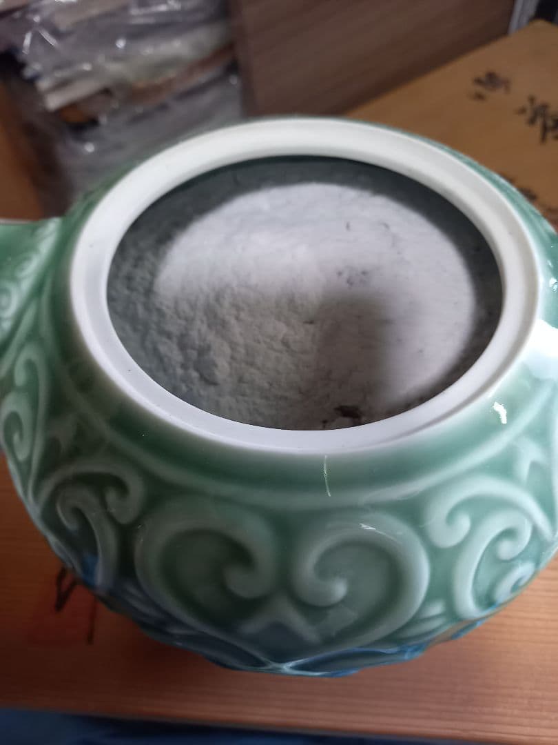 お安くしました！有田焼大きな　香炉　レア物ですよ！